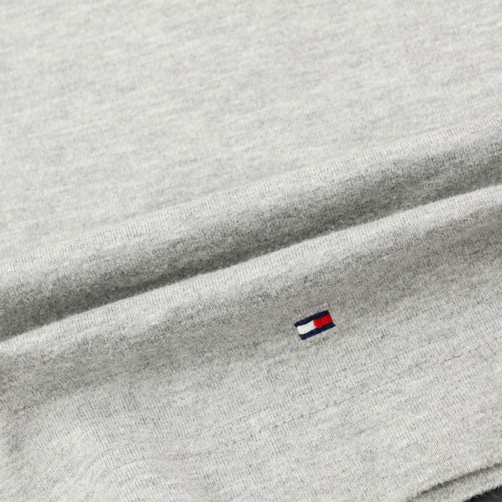 【中古】トミーヒルフィガー TOMMY HILFIGER コットン クルーネック 半袖Ｔシャツ グレーxダークネイビー【 M 】【 状態ランクC 】【 メンズ 】
[DPD]