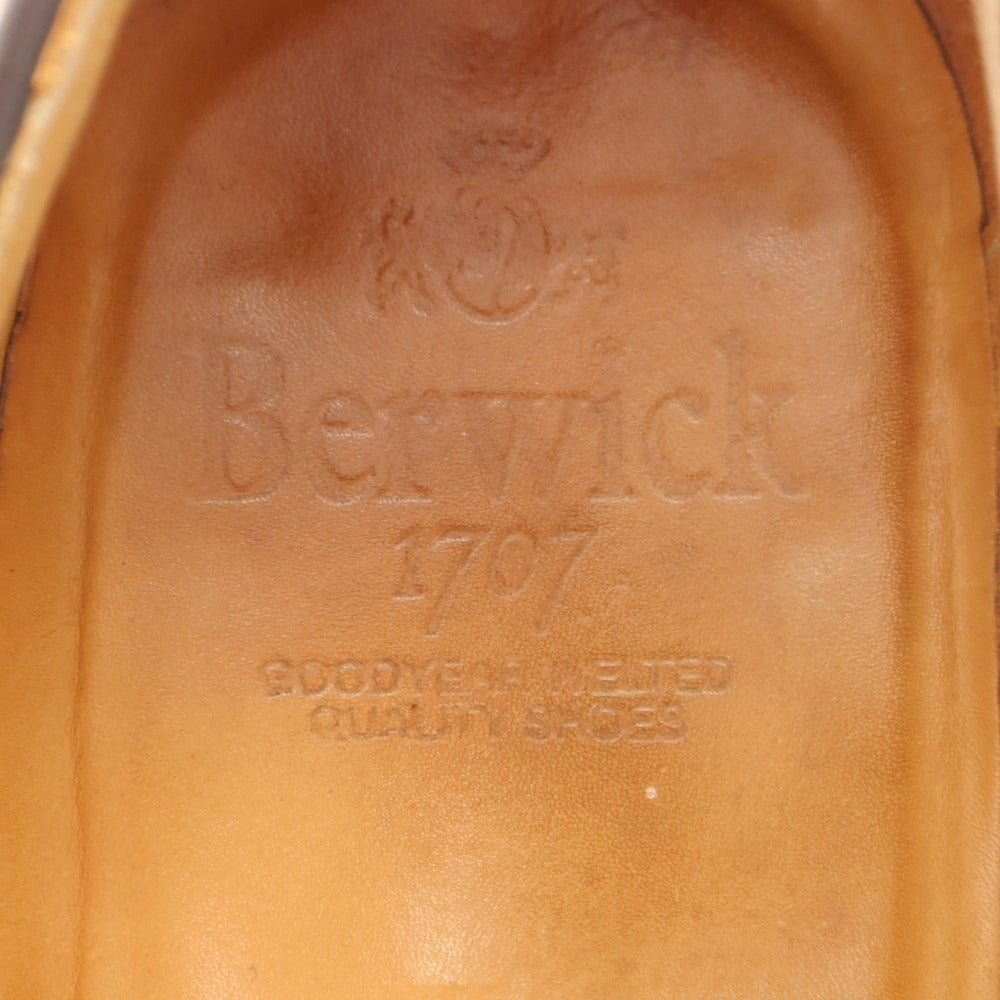 【中古】バーウィック BERWICK スエード タッセルローファー ブラウン【 5 】【 状態ランクC 】【 メンズ 】
[BPD]