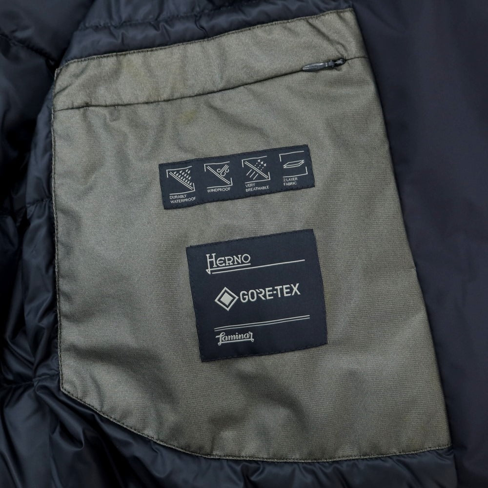 【中古】ヘルノ Herno Laminar GORE-TEX ダブルブレスト ダウンコート ネイビー【 46 】【 状態ランクB 】【 メンズ 】