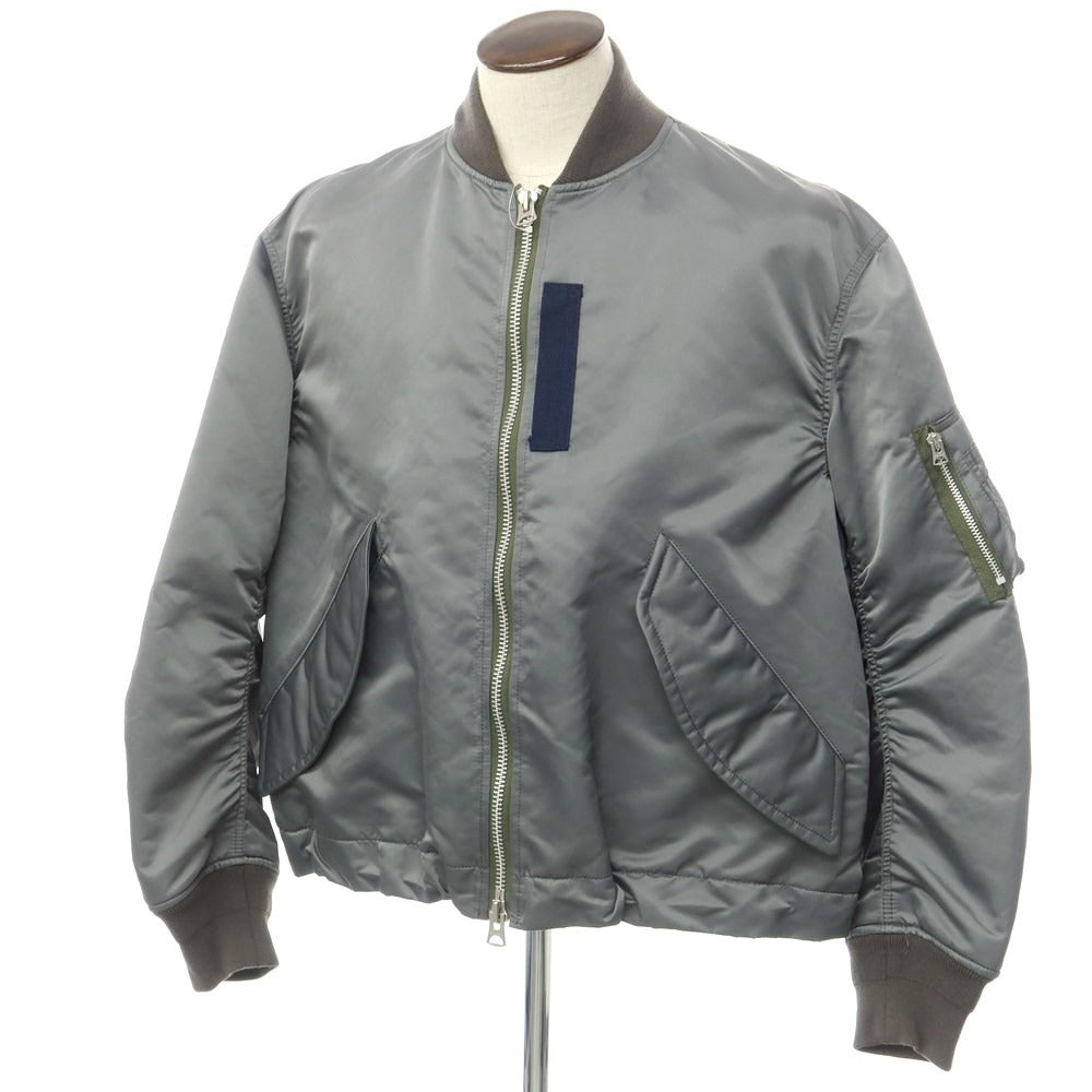 【中古】サカイ Sacai 2022年秋冬 MA-1 ナイロン ブルゾン ミリタリージャケット グレー【 3 】【 状態ランクB 】【 メンズ 】
[BPD]