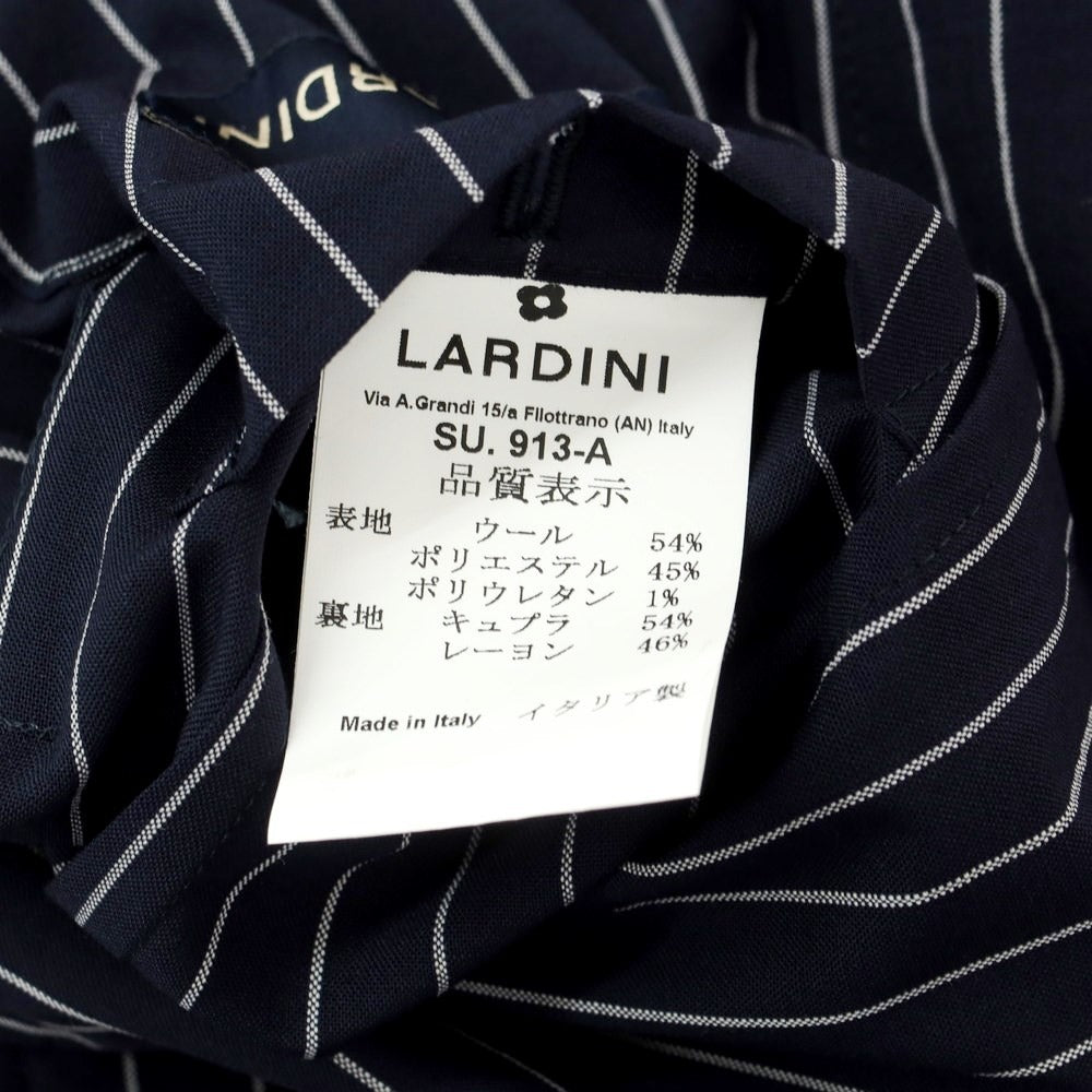 【中古】ラルディーニ LARDINI ウールポリエステル ストライプ セットアップ 3つボタンスーツ
 ネイビー【 46 】【 状態ランクB 】【 メンズ 】