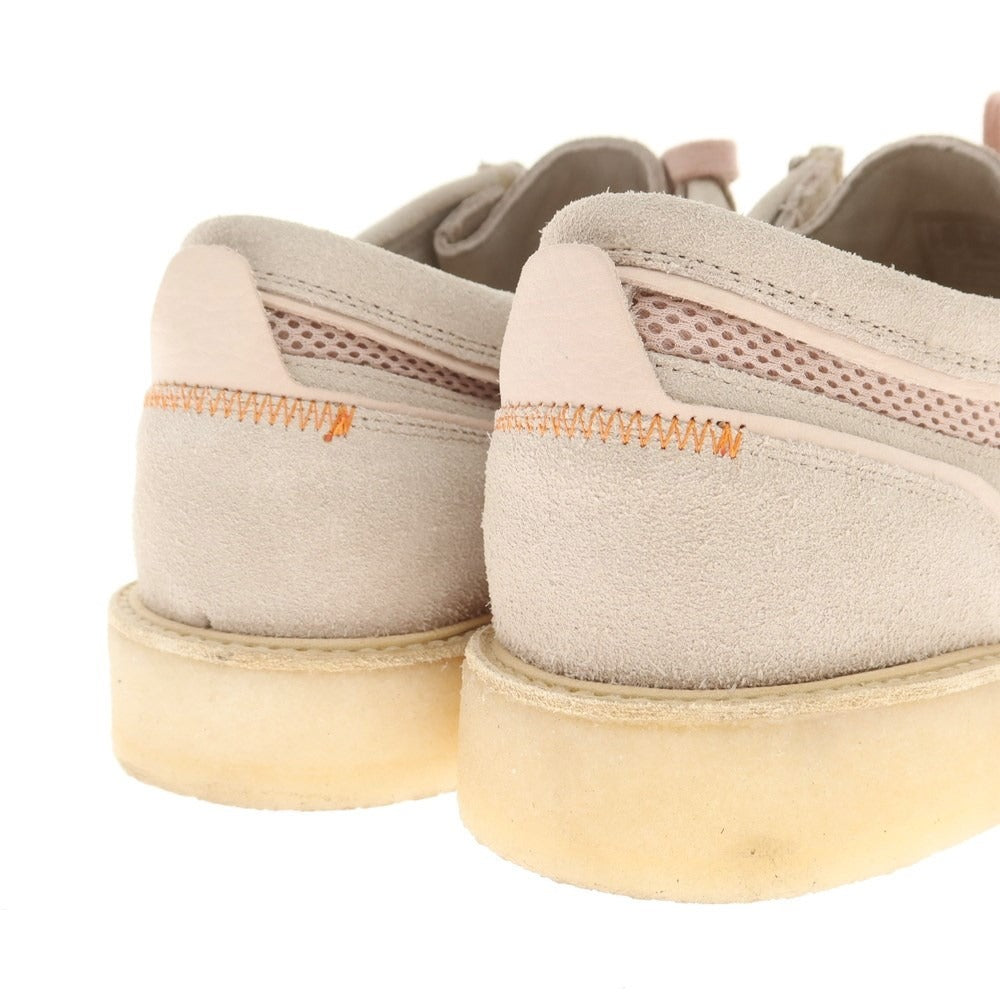 【中古】ユニオン UNION × Clarks 2024年春夏 モカシンシューズ グレージュxライトピンク【 UK9 】【 状態ランクA 】【 メンズ 】