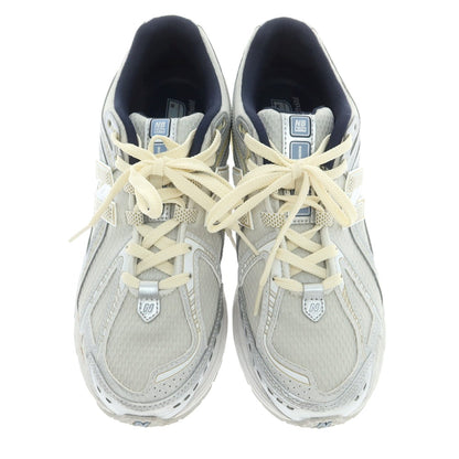 【中古】キス KITH × NEW BALANCE 2024年春夏 1906R スニーカー ホワイトxライトブルー【 27cm 】【 状態ランクB 】【 メンズ 】
[DPD]