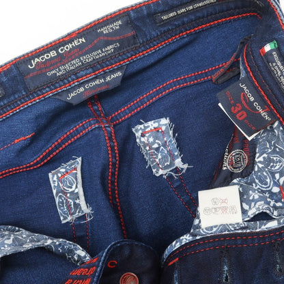 【中古】ヤコブコーエン JACOB COHEN J688 ジーンズ デニムパンツ ネイビー【サイズ30】【NVY】【S/S/A/W】【状態ランクB】【メンズ】【759171】
[BPD]