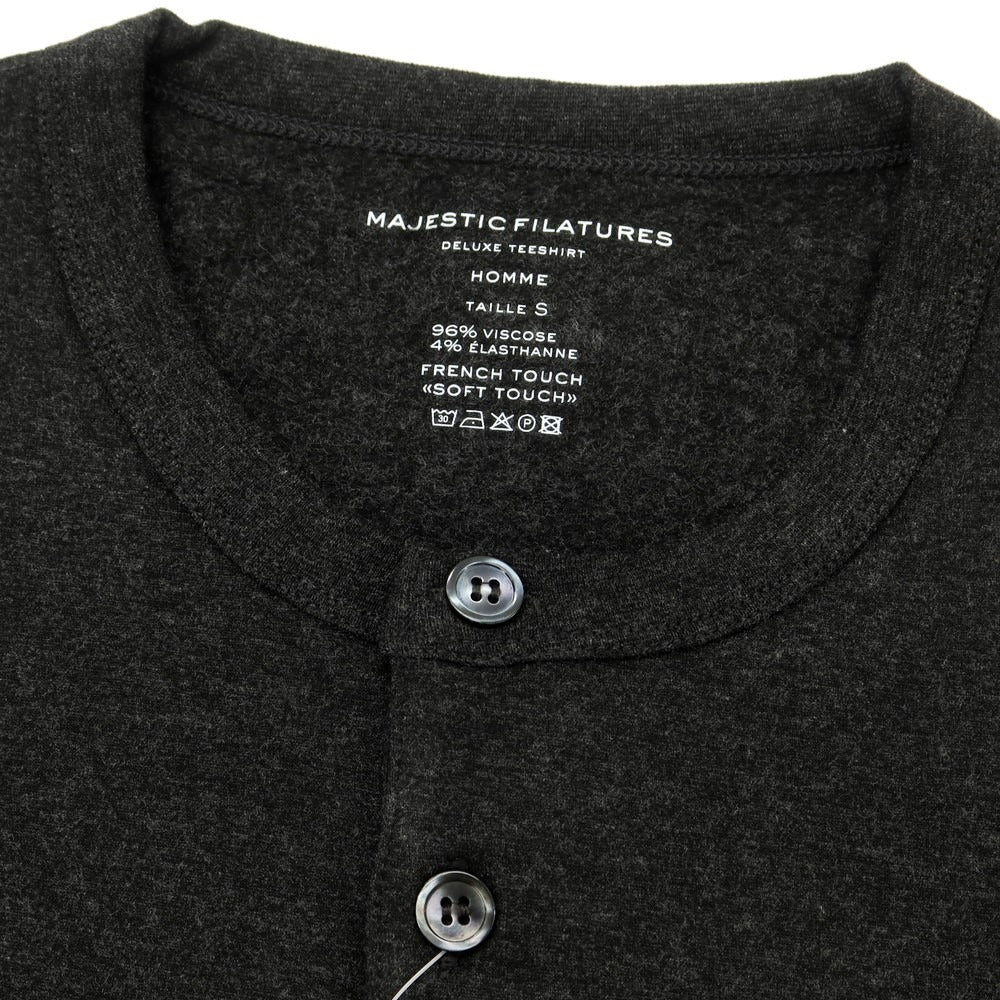 【新品】マジェスティック フィラチュール オム MAJESTIC FILATURES HOMME ストレッチレーヨン ヘンリーネック 長袖Ｔシャツ ダークグレー【サイズS】【 状態ランクN 】【 メンズ 】 [EPD]