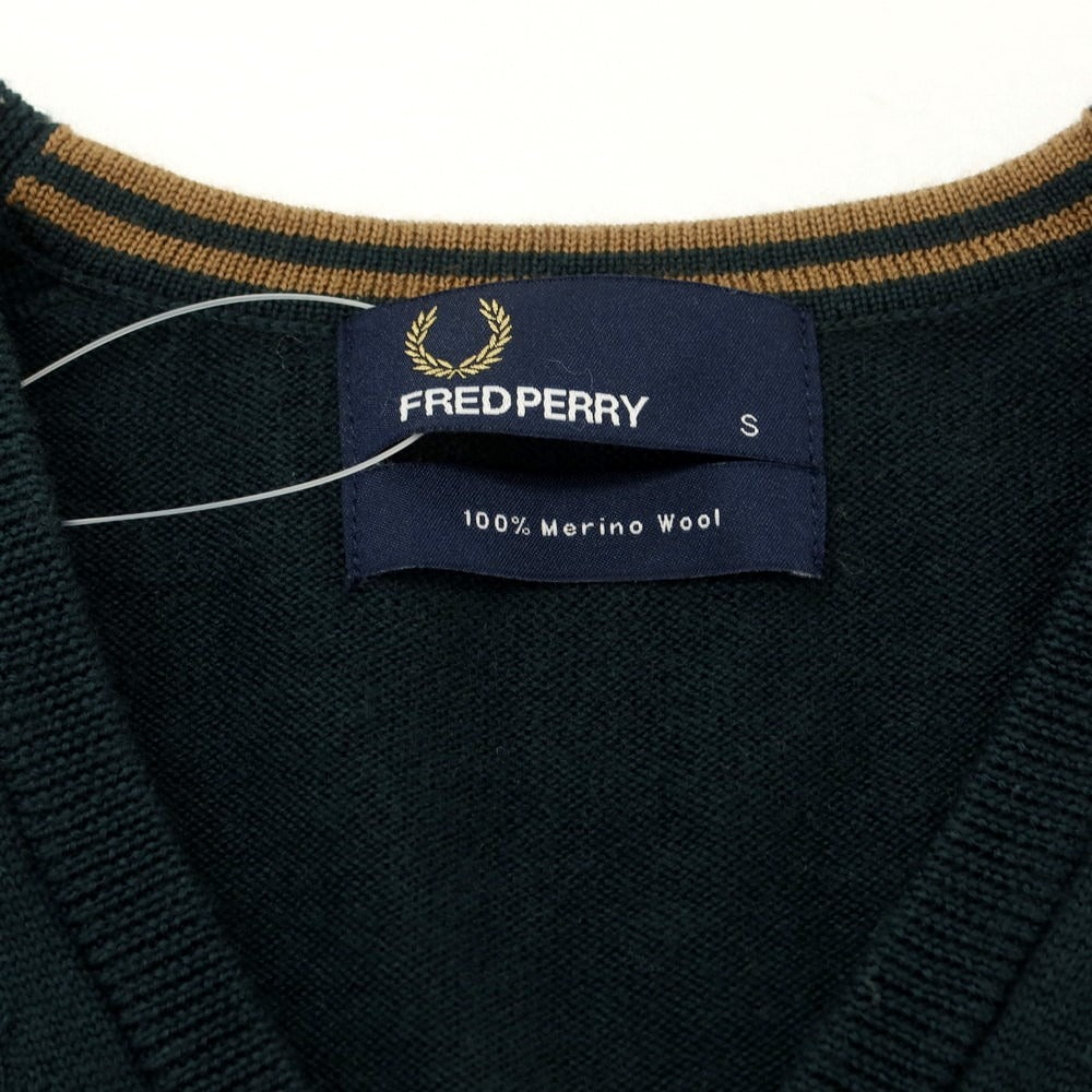 【中古】フレッドペリー FRED PERRY ウール Vネック プルオーバーニット ダークグリーン【サイズS】【GRN】【A/W】【状態ランクB】【メンズ】