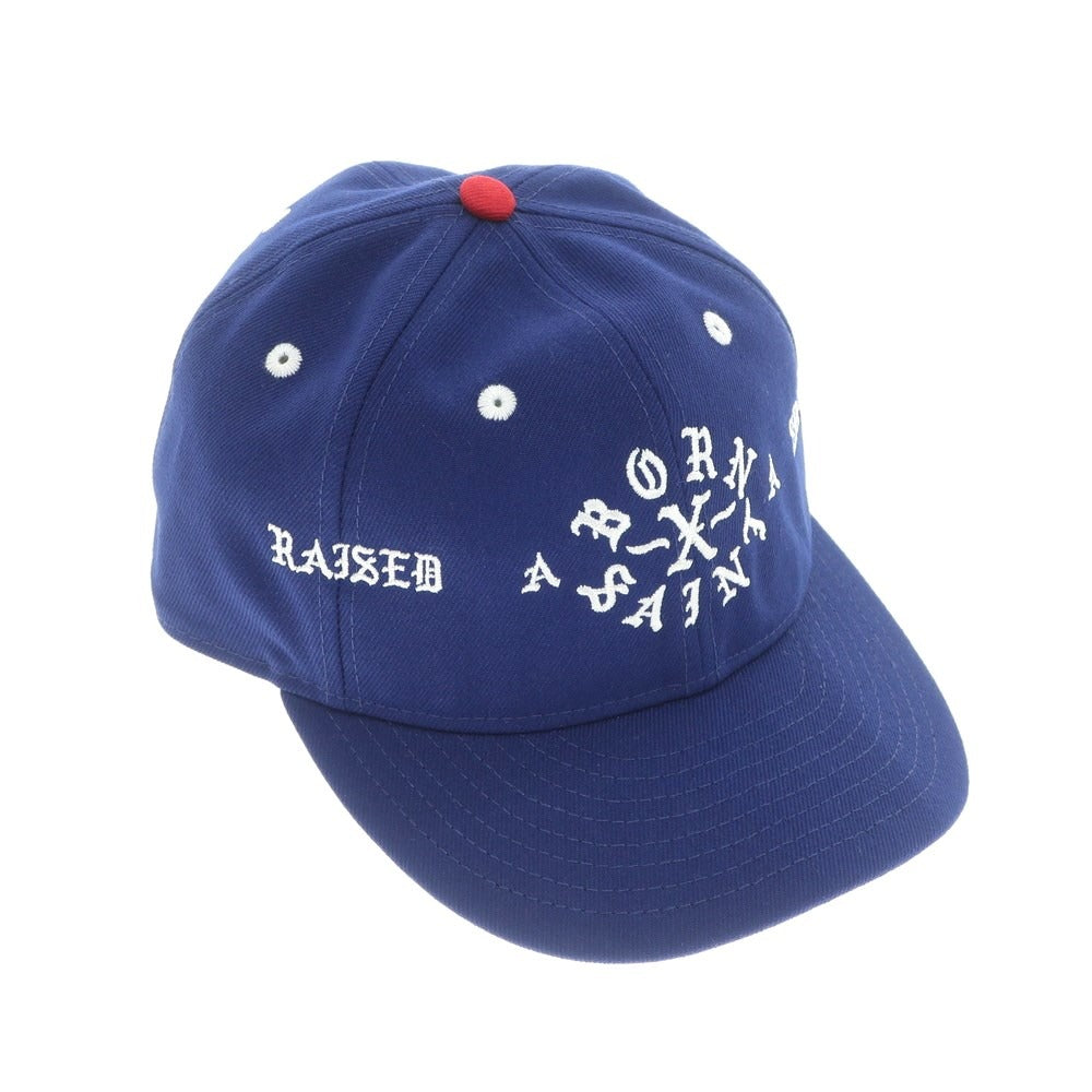 【中古】セント マイケル SAINT Mxxxxxx × BORN RAISED、NEW ERA ポリエステル キャップ ブルー【 7 1/2 】【 状態ランクA 】【 メンズ 】