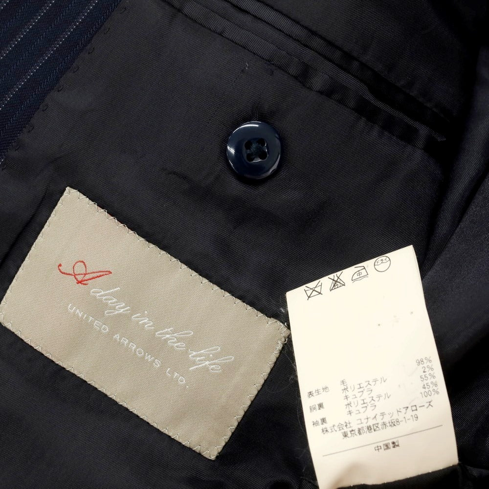 【中古】ア デイ イン ザ ライフ ユナイテッドアローズ a day in the life  united arrows ウール ストライプ 2つボタンスーツ ネイビーxホワイト【 44 】【 状態ランクD 】【 メンズ 】