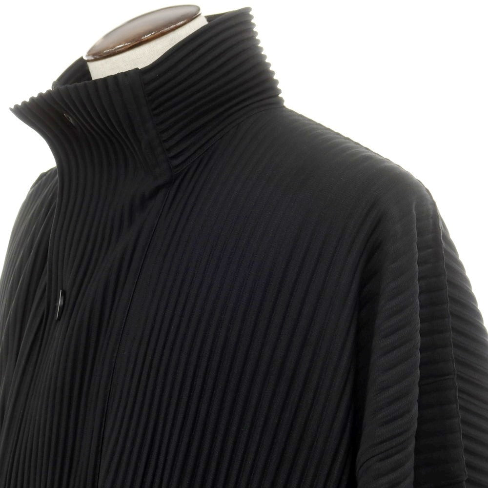 【中古】オム プリッセ イッセイミヤケ HOMME PLISSE ISSEY MIYAKE 2024年秋冬 ポリエステル プリーツ加工 コート ブラック【 表記なし（L位） 】【 状態ランクA 】【 メンズ 】