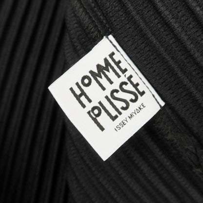 [Used] Homme Plissé Issey Miyake 2025 Spring/Summer Pleated No-collar Long Jacket Black [No size indicated (L)] [Condition Rank A] [Men&