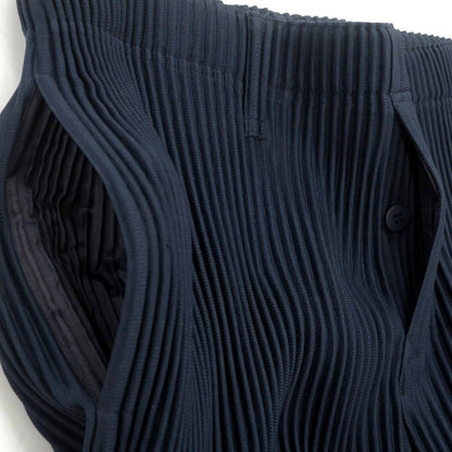 【中古】オム プリッセ イッセイミヤケ HOMME PLISSE ISSEY MIYAKE 2024年秋冬 プリーツ イージーパンツ ネイビー【 表記なし（L位） 】【 状態ランクA 】【 メンズ 】 [APD]