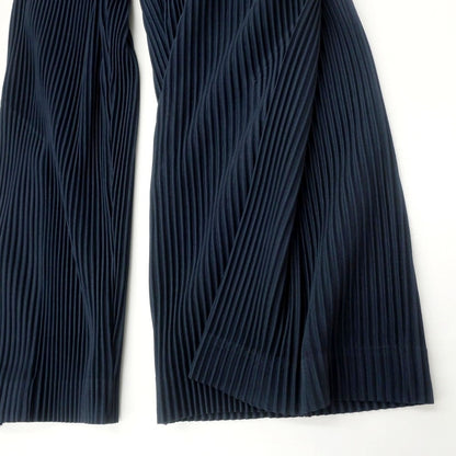 【中古】オム プリッセ イッセイミヤケ HOMME PLISSE ISSEY MIYAKE 2024年秋冬 プリーツ イージーパンツ ネイビー【 表記なし（L位） 】【 状態ランクA 】【 メンズ 】 [APD]