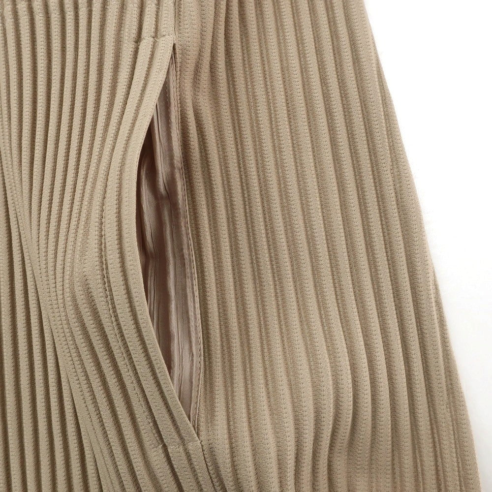 【中古】オム プリッセ イッセイミヤケ HOMME PLISSE ISSEY MIYAKE 2024年秋冬 プリーツ クルーネック ノースリーブ カットソー ベージュ【 表記なし（L位） 】【 状態ランクA 】【 メンズ 】 [BPD]