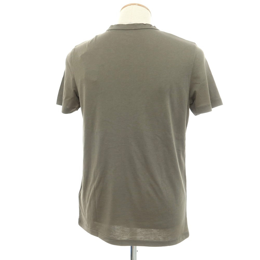 【新品】マジェスティック フィラチュール オム MAJESTIC FILATURES HOMME リヨセルコットン スキッパー 半袖Ｔシャツ カーキ【 S 】【 状態ランクN 】【 メンズ 】
