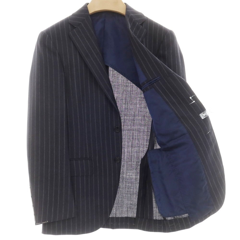 【中古】ビームスエフ BEAMS F サマーウール ストライプ 3つボタンスーツ ダークネイビーxグレー【 90 】【 状態ランクC 】【 メンズ 】
[APD]
