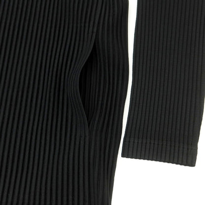【中古】オム プリッセ イッセイミヤケ HOMME PLISSE ISSEY MIYAKE 2025年春夏 プリーツ加工 パーカー ブラック【 表記なし（L位） 】【 状態ランクA 】【 メンズ 】