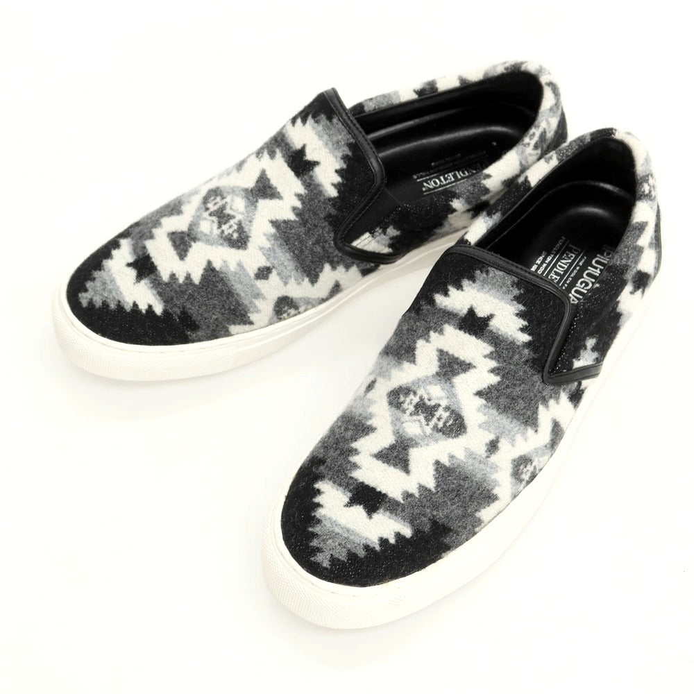 【中古】ウノピュウノウグァーレトレ 1piu1uguale3 × PENDLTON スリッポン スニーカー グレーxブラック【 27cm 】【 状態ランクA 】【 メンズ 】