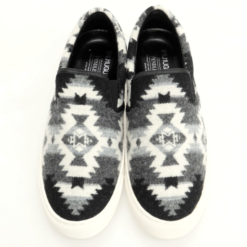 【中古】ウノピュウノウグァーレトレ 1piu1uguale3 × PENDLTON スリッポン スニーカー グレーxブラック【 27cm 】【 状態ランクA 】【 メンズ 】