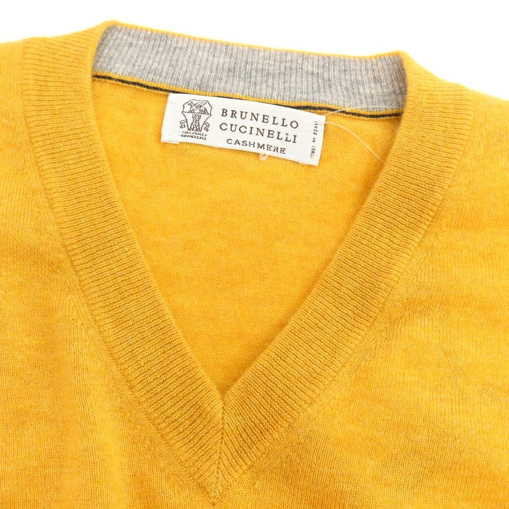 【新品】ブルネロクチネリ Brunello Cucinelli カシミヤ Vネックニット オレンジイエロー【サイズ48】【 状態ランクN 】【 メンズ 】 [DPD]