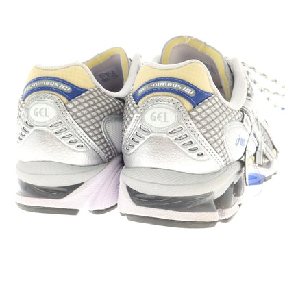 【中古】アシックス asics × INVINCIBLE 2025年春夏 Gel-Nimbus 10.1 スニーカー シルバーxホワイト×ブルー【 27cm 】【 状態ランクA 】【 メンズ 】