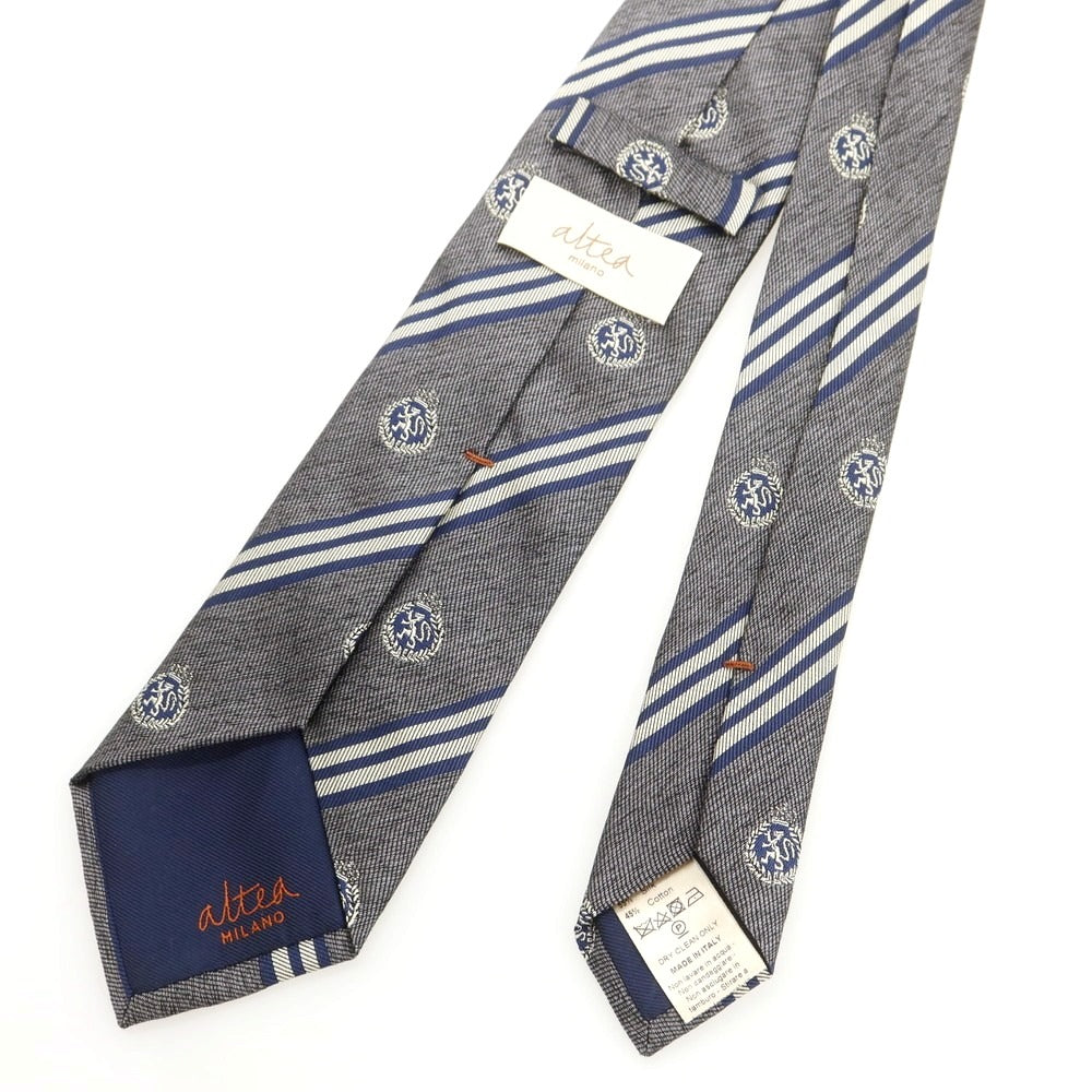 【中古】アルテア Altea シルクコットン クレスト ストライプ柄ネクタイ グレーxネイビー【 状態ランクB 】【 メンズ 】 [APD]