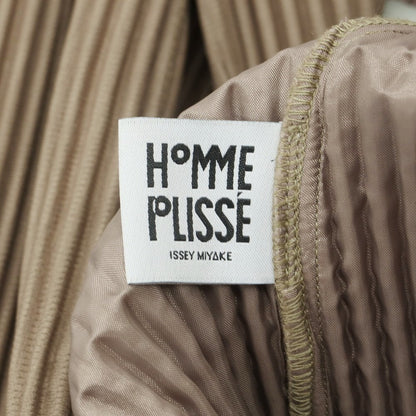 【中古】オム プリッセ イッセイミヤケ HOMME PLISSE ISSEY MIYAKE 2025年秋冬 プリーツ加工ダブルジャケット カーキベージュ【 表記なし（L位） 】【 状態ランクA 】【 メンズ 】