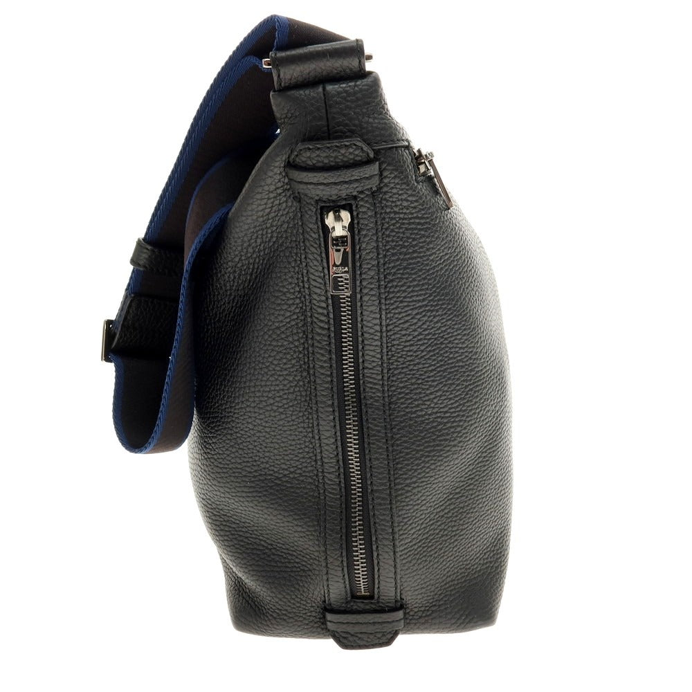 【中古】フルラ Furla シュリンクレザー ショルダーバッグ ブラック【 状態ランクB 】【 メンズ 】