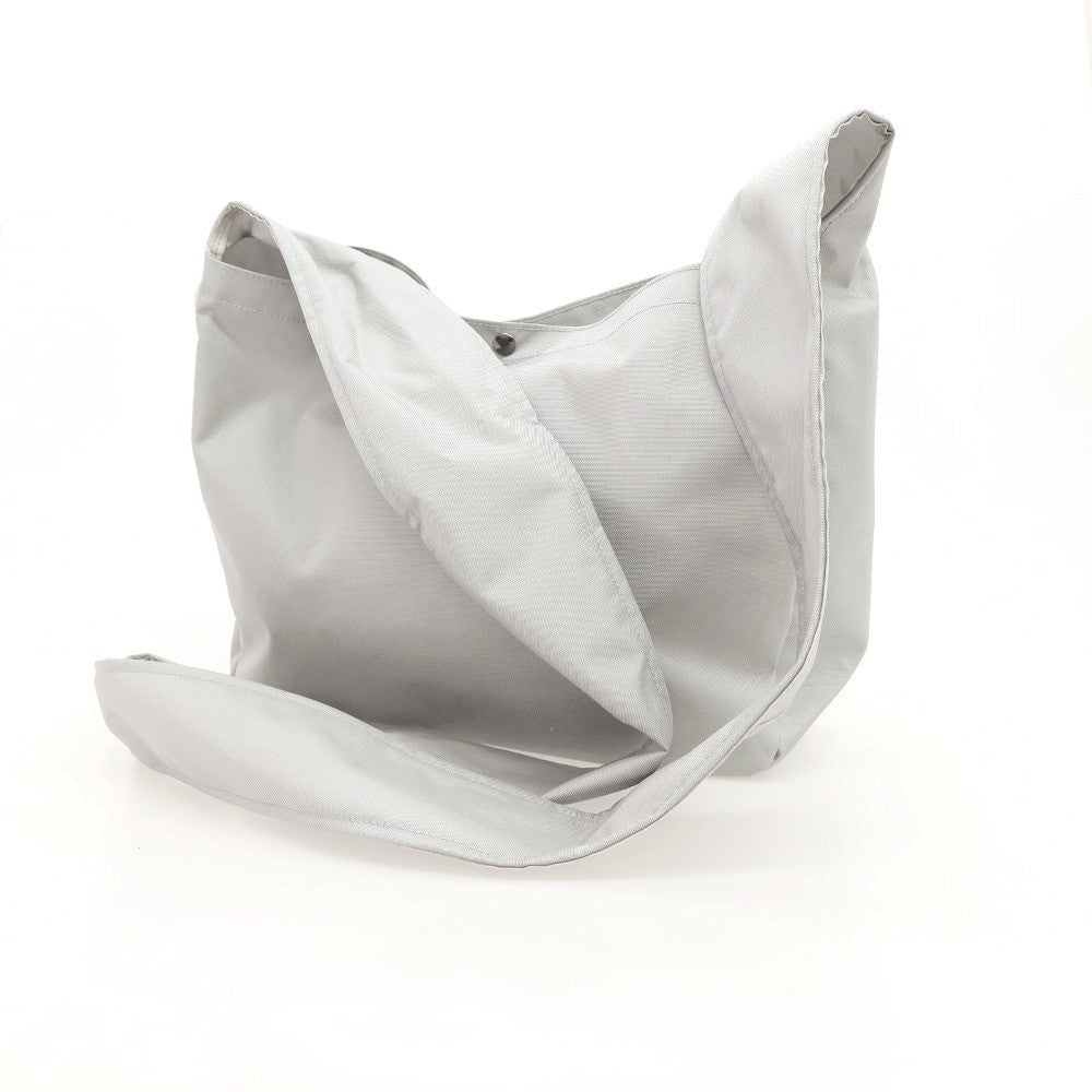 【中古】エーシーン A SCENE ナイロン ショルダーバッグ ライトグレー【 状態ランクA 】【 ユニセックス 】