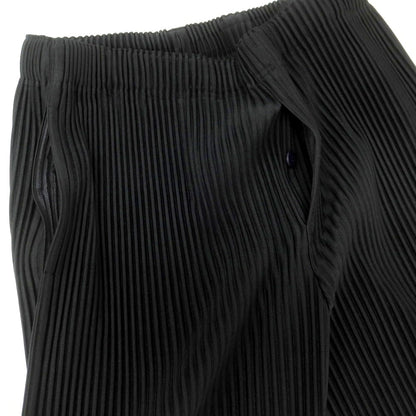 【中古】オム プリッセ イッセイミヤケ HOMME PLISSE ISSEY MIYAKE 2025年春夏 ポリエステル系 プリーツ イージーパンツ ブラック【 表記なし（L位） 】【 状態ランクA 】【 メンズ 】