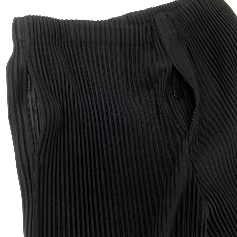 【中古】オム プリッセ イッセイミヤケ HOMME PLISSE ISSEY MIYAKE 2025年春夏 ポリエステル系 プリーツ イージーパンツ ブラック【 表記なし（L位） 】【 状態ランクA 】【 メンズ 】