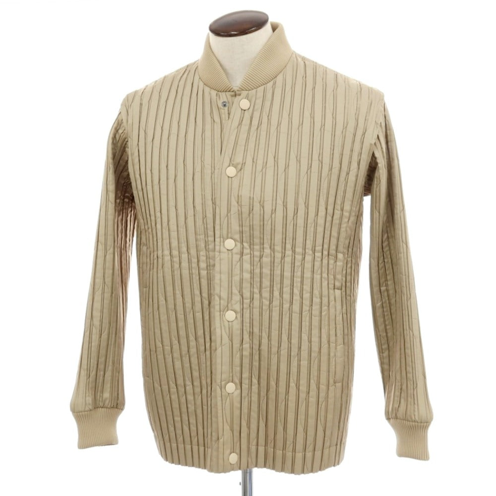 【中古】オム プリッセ イッセイミヤケ HOMME PLISSE ISSEY MIYAKE 2025年秋冬 プリーツ加工 キルティング 中綿ブルゾン ベージュ【サイズ表記なし（L位）】【 状態ランクB 】【 メンズ 】