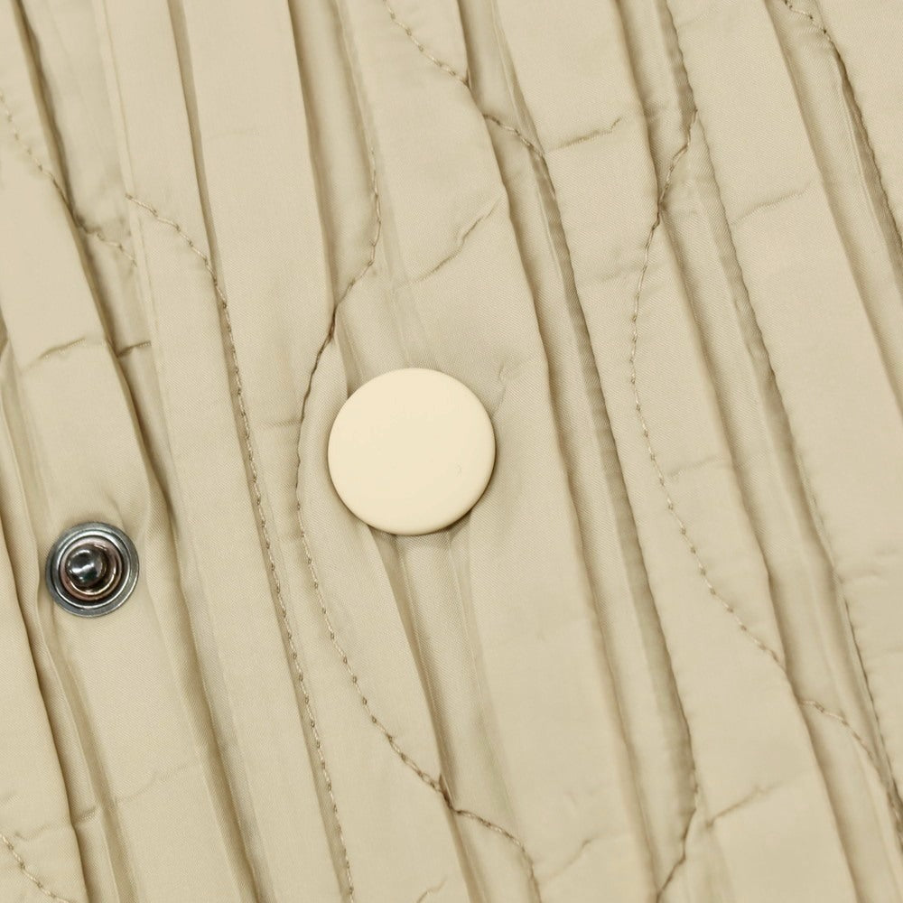 【中古】オム プリッセ イッセイミヤケ HOMME PLISSE ISSEY MIYAKE 2025年秋冬 プリーツ加工 キルティング 中綿ブルゾン ベージュ【サイズ表記なし（L位）】【 状態ランクB 】【 メンズ 】