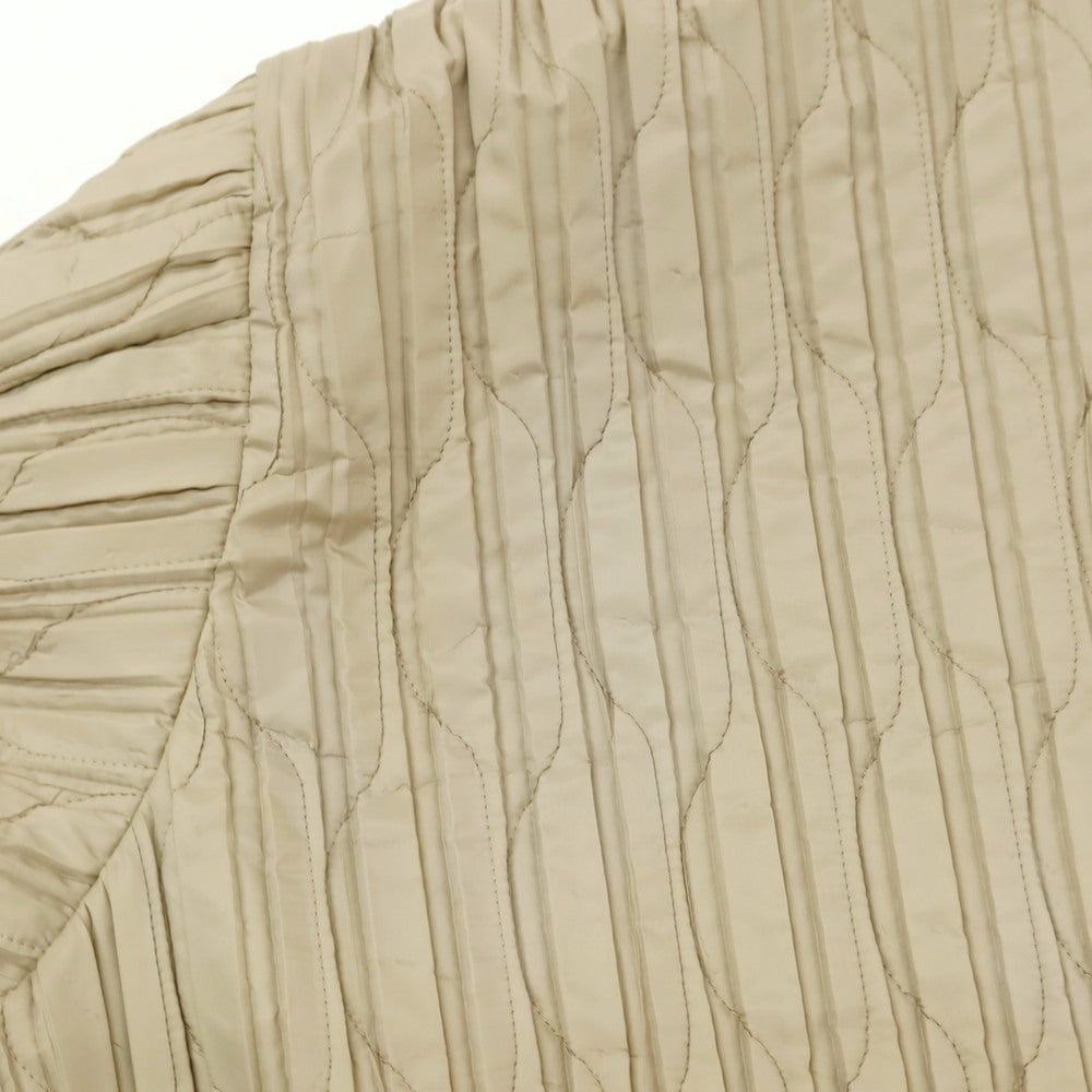 【中古】オム プリッセ イッセイミヤケ HOMME PLISSE ISSEY MIYAKE 2025年秋冬 プリーツ加工 キルティング 中綿ブルゾン ベージュ【サイズ表記なし（L位）】【 状態ランクB 】【 メンズ 】