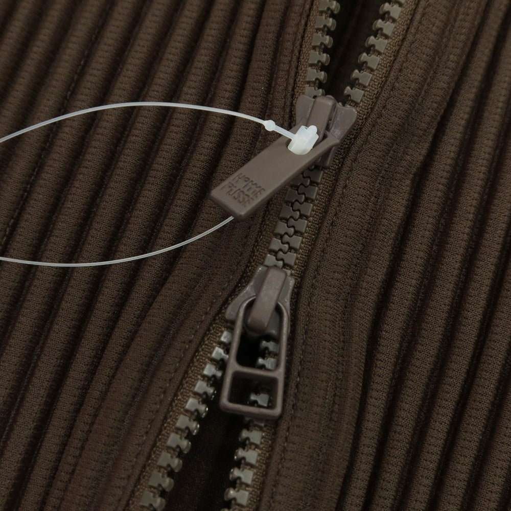 【中古】オム プリッセ イッセイミヤケ HOMME PLISSE ISSEY MIYAKE 2025年春夏 プリーツ加工 ジップアップパーカー ダークカーキブラウン【 表記なし（L位） 】【 状態ランクA 】【 メンズ 】