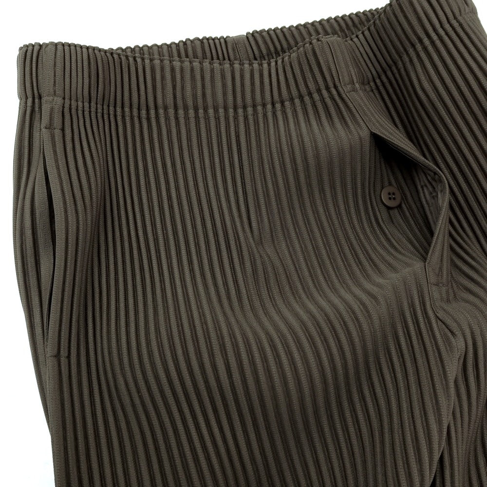 【中古】オム プリッセ イッセイミヤケ HOMME PLISSE ISSEY MIYAKE 2025年秋冬 ポリエステル系 プリーツ イージーパンツ オリーブグレー【 表記なし（L位） 】【 状態ランクA 】【 メンズ 】