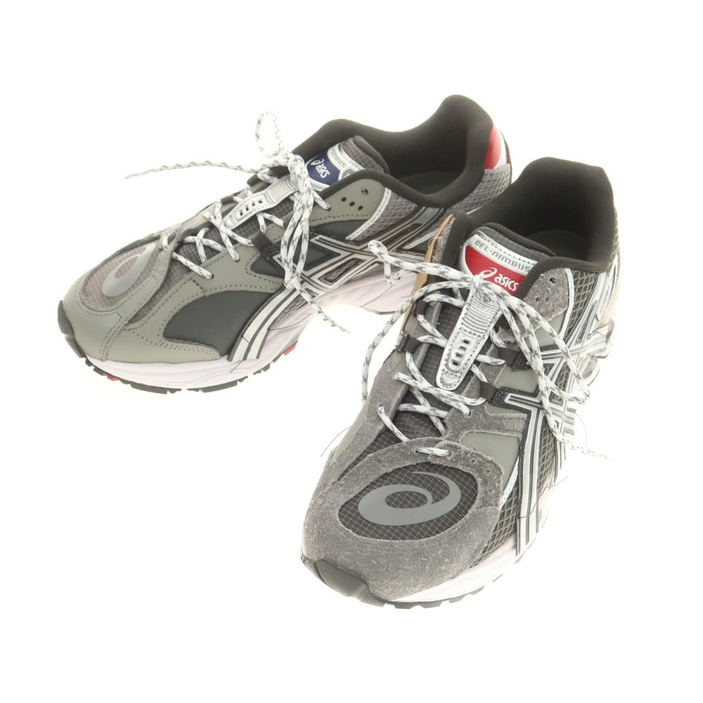 【中古】【未使用】アシックス asics × Invincible 2025年秋冬 Asics GEL-Nimbus 10.1 404 RGB スニーカー グレーxシルバー【 27cm 】【 状態ランクS 】【 メンズ 】