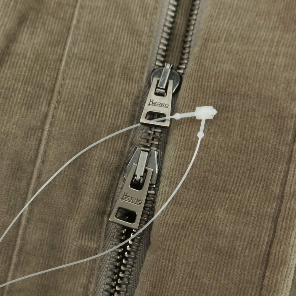 【中古】ヘルノ Herno ストレッチコーデュロイ M-65 中綿ブルゾン グレイッシュカーキ【 48 】【 状態ランクC 】【 メンズ 】