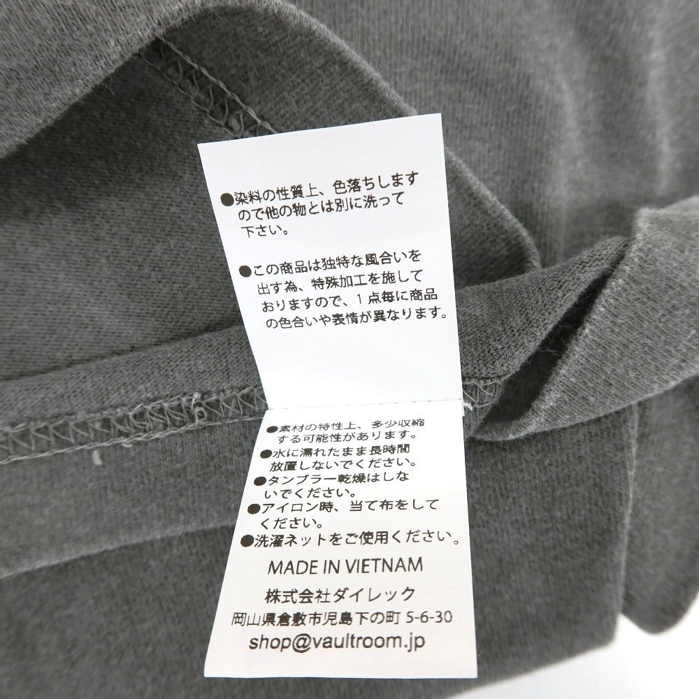 【中古】【未使用】ボルトルーム vaultroom ×Monster Hunter AIROU TEE コットン クルーネック 半袖Ｔシャツ グレー【サイズL】【 状態ランクS 】【 ユニセックス 】