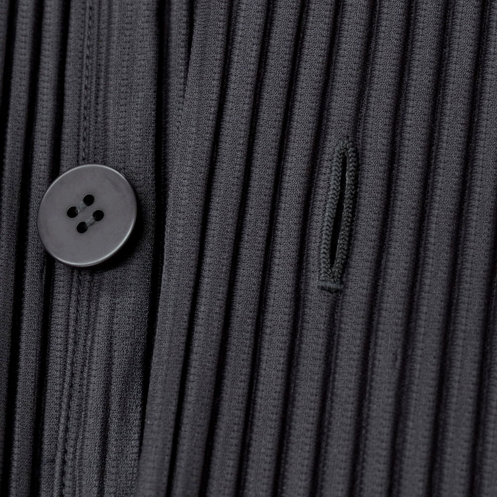 【中古】オム プリッセ イッセイミヤケ HOMME PLISSE ISSEY MIYAKE 2025年秋冬 ポリエステル系 プリーツ フーデッドコート グレーネイビー【サイズ表記なし（L位）】【 状態ランクA 】【 メンズ 】