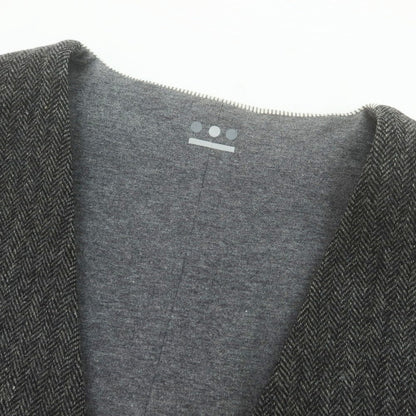 【中古】スリードッツ three dots ウール カジュアル系ジレ ベスト グレー【 表記なし（M位） 】【 状態ランクC 】【 メンズ 】
