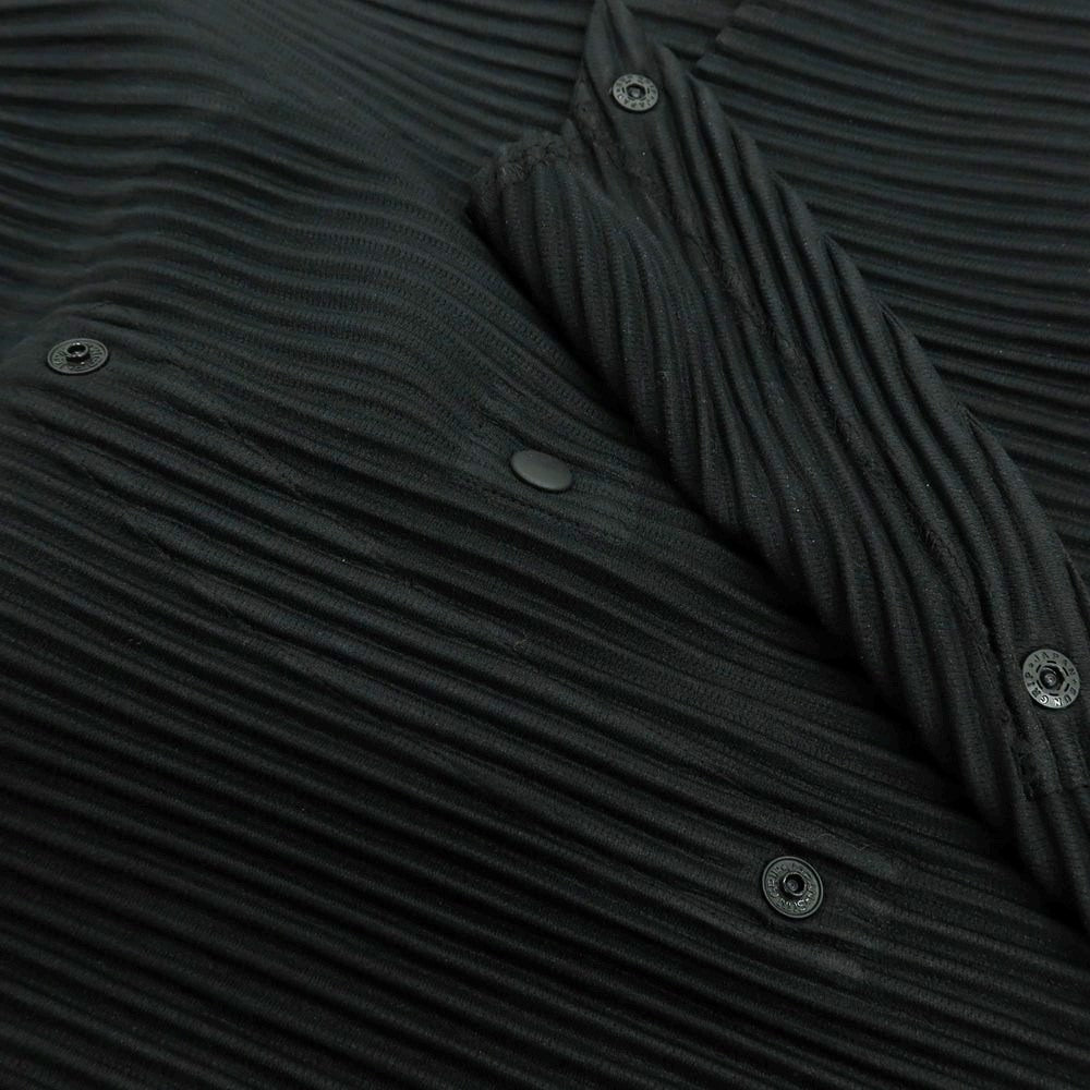 【中古】オム プリッセ イッセイミヤケ HOMME PLISSE ISSEY MIYAKE 2025年秋冬 ポリエステル系 プリーツ ベスト ブラック【 表記なし（L位） 】【 状態ランクA 】【 メンズ 】