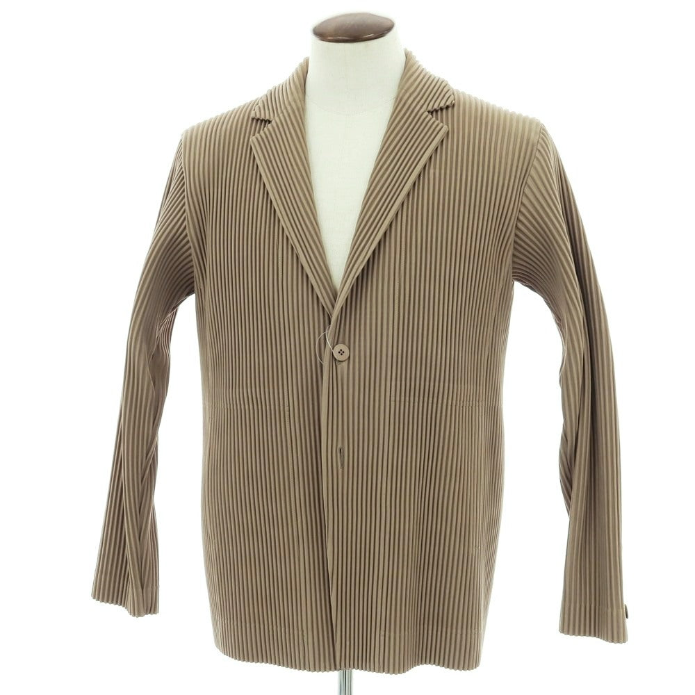 【中古】オム プリッセ イッセイミヤケ HOMME PLISSE ISSEY MIYAKE 2025年秋冬 ポリエステル系 プリーツ 2B カジュアルジャケット カーキ【 サイズ表記なし（L位） 】【 状態ランクA 】【 メンズ 】 [BPD]