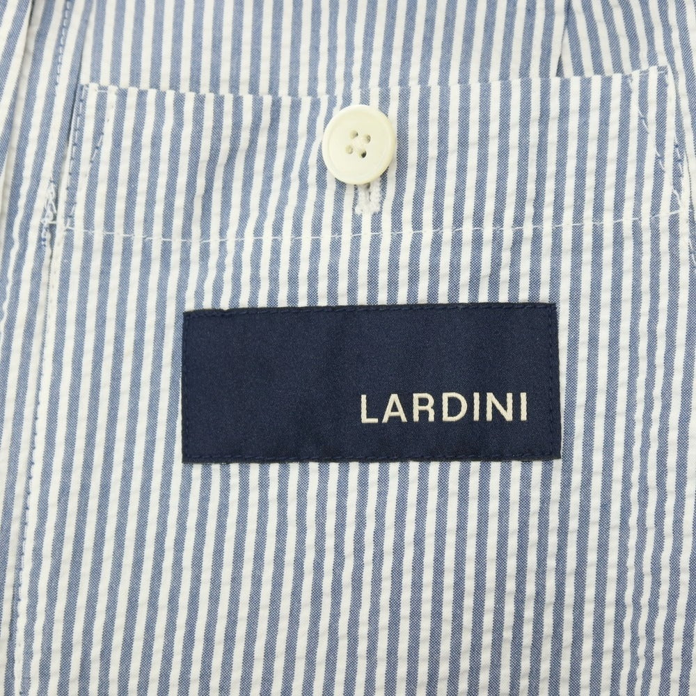 【中古】ラルディーニ LARDINI コットン サッカー ストライプ 3つボタンスーツ セットアップ ブルーxホワイト【 50 7REG 】【 状態ランクA 】【 メンズ 】 []