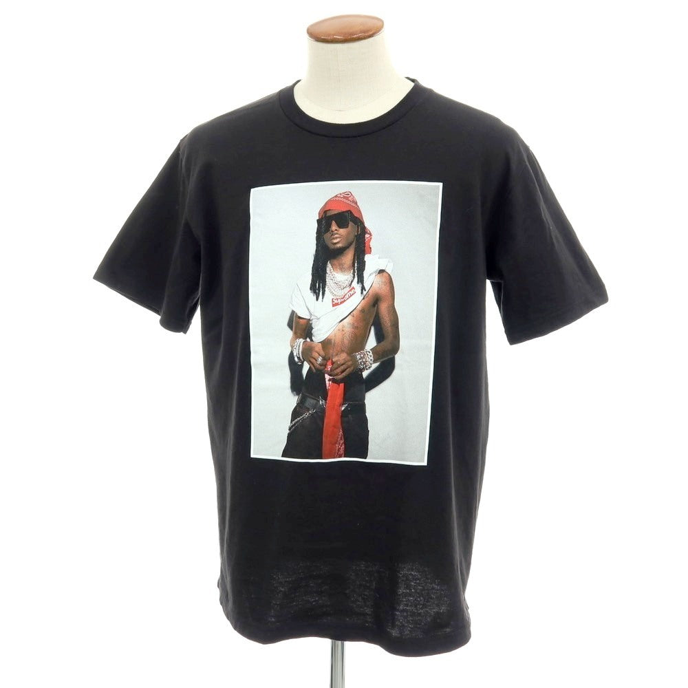 【中古】シュプリーム Supreme 2025年秋冬 Playboi Carti Tee コットン クルーネック 半袖Ｔシャツ ブラック【サイズM】【 状態ランクA 】【 メンズ 】