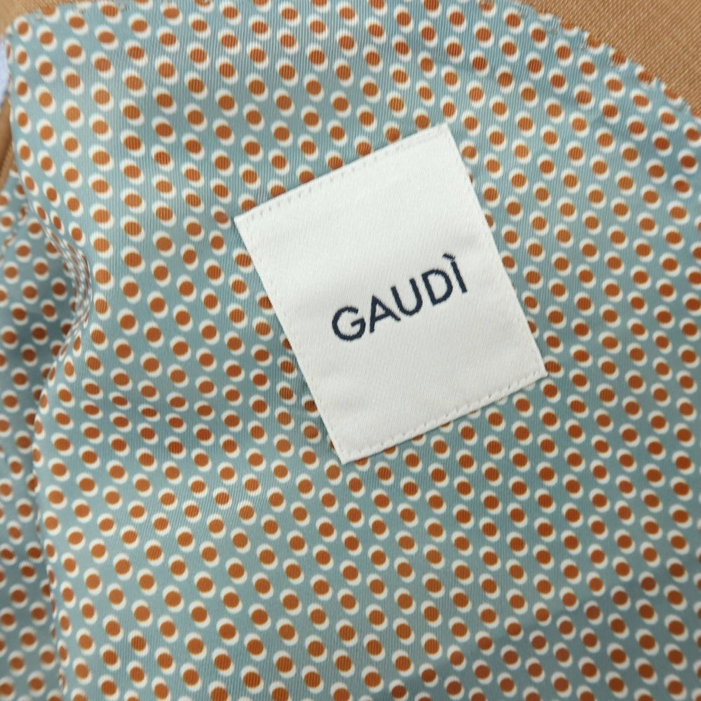 【新品】ガウディ GAUDI 26SS ストレッチポリエステル ダブルスーツ ライトブラウン【サイズ50】【 状態ランクN 】【 メンズ 】[DPD]