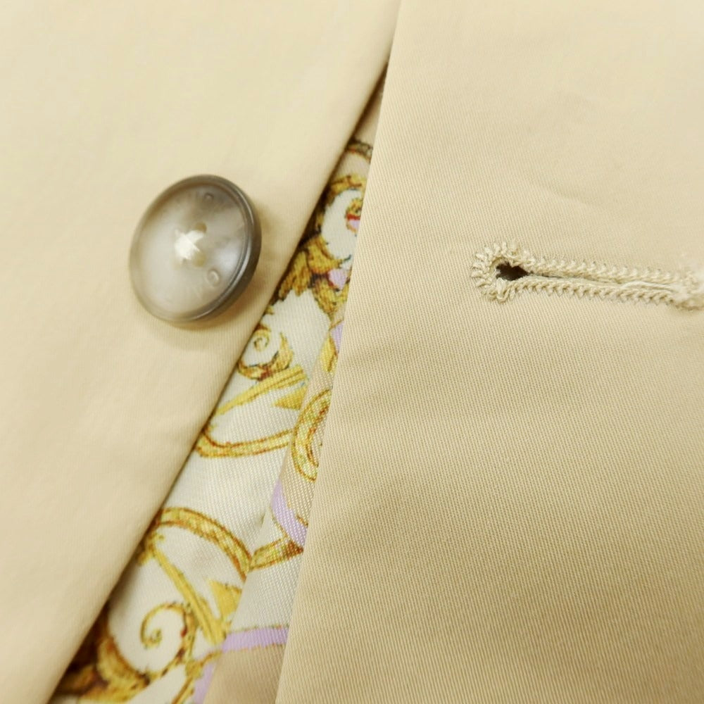 【新品アウトレット】ガウディ GAUDI 26SS ストレッチコットンナイロン 2つボタンスーツ ベージュ【サイズ50】【 状態ランクN- 】【 メンズ 】[DPD]