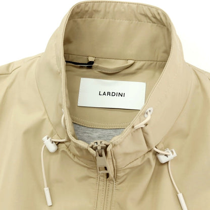 【新品アウトレット】ラルディーニ LARDINI コットンポリエステル スタンドカラージップアップベスト ベージュ【サイズ54】【 状態ランクN- 】【 メンズ 】