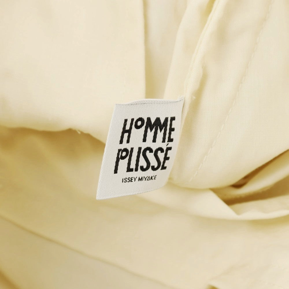 【中古】オム プリッセ イッセイミヤケ HOMME PLISSE ISSEY MIYAKE 2025年秋冬 ナイロン系 ストレートレッグ イージーパンツ オフホワイト【サイズ表記なし（L位）】【 状態ランクA 】【 メンズ 】[EPD]