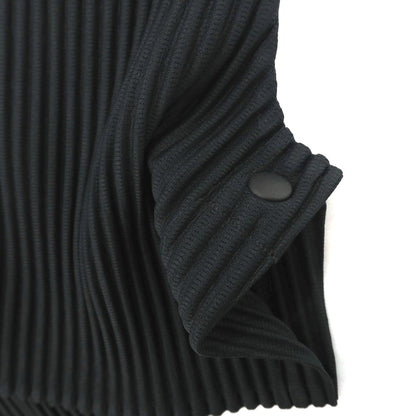 【中古】オム プリッセ イッセイミヤケ HOMME PLISSE ISSEY MIYAKE 2025年秋冬 ポリエステル系 プリーツ 長袖トップ ダークグレー【 表記なし（L位） 】【 状態ランクA 】【 メンズ 】