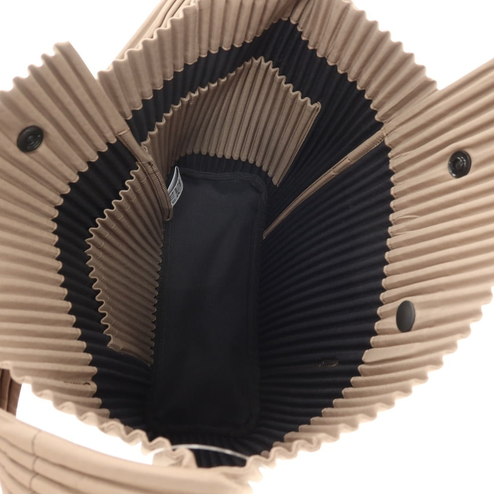 【中古】オム プリッセ イッセイミヤケ HOMME PLISSE ISSEY MIYAKE 2025年秋冬 ポリエステル系 ショルダーバッグ ブラウン系【 状態ランクA 】【 メンズ 】